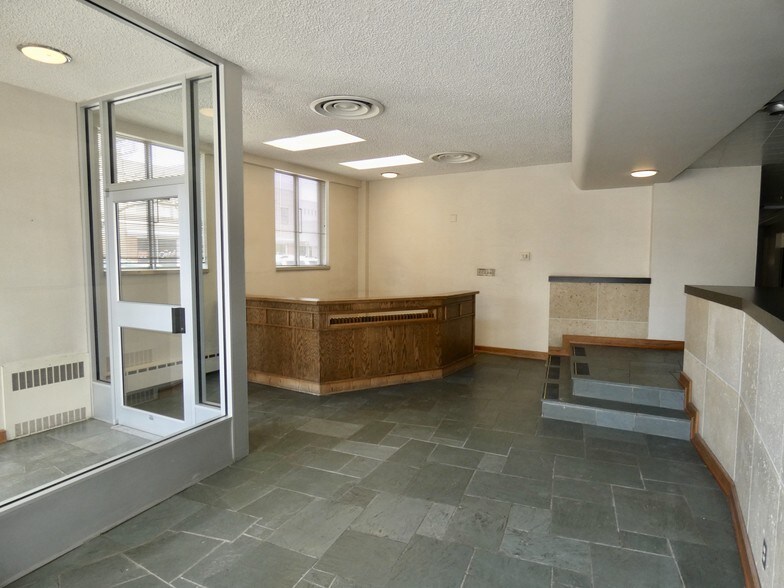 More Photos Of 201 N Wolcott St, Casper Office For Lease