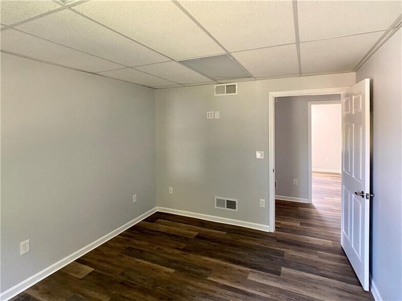 More Photos Of 287 Muse Bishop Rd, Canonsburg Flex For Sale