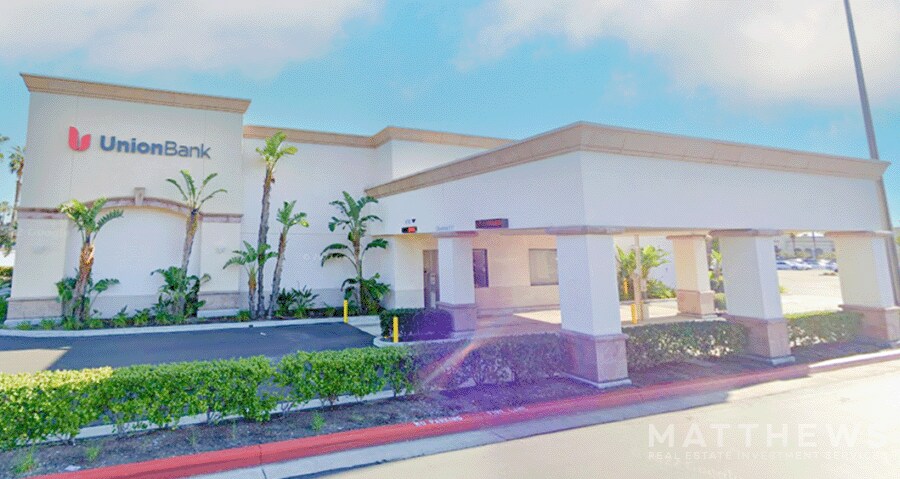 Primary Photo Of 26472 Towne Centre Dr, Foothill Ranch Bank For Lease