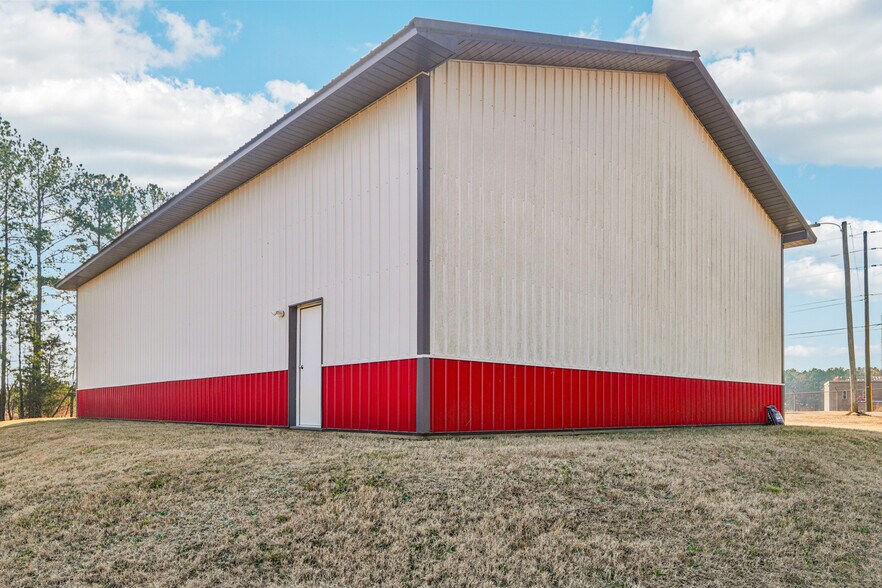 More Photos Of 510 Lillys Bridge Rd, Mount Gilead Flex For Sale