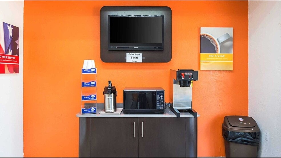 More Photos Of 3400 NW Jefferson St, Blue Springs Hotel For Sale