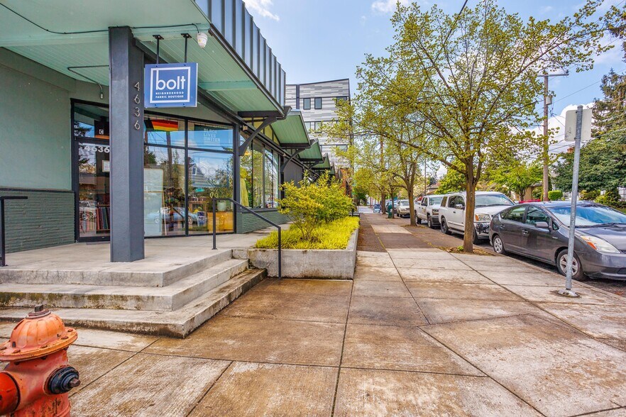 More Photos Of 4636 NE 42nd Ave, Portland Freestanding For Lease