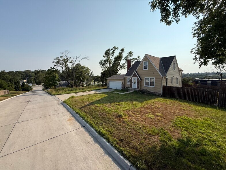 More Photos Of 4540 N 65th Ave, Omaha Land For Sale