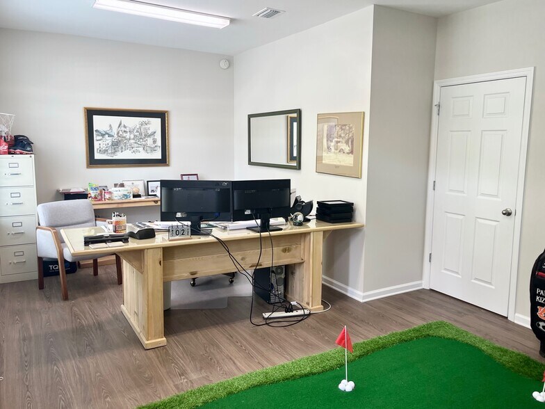 More Photos Of 172-184 Follins Ln, Saint Simons Island Office For Lease