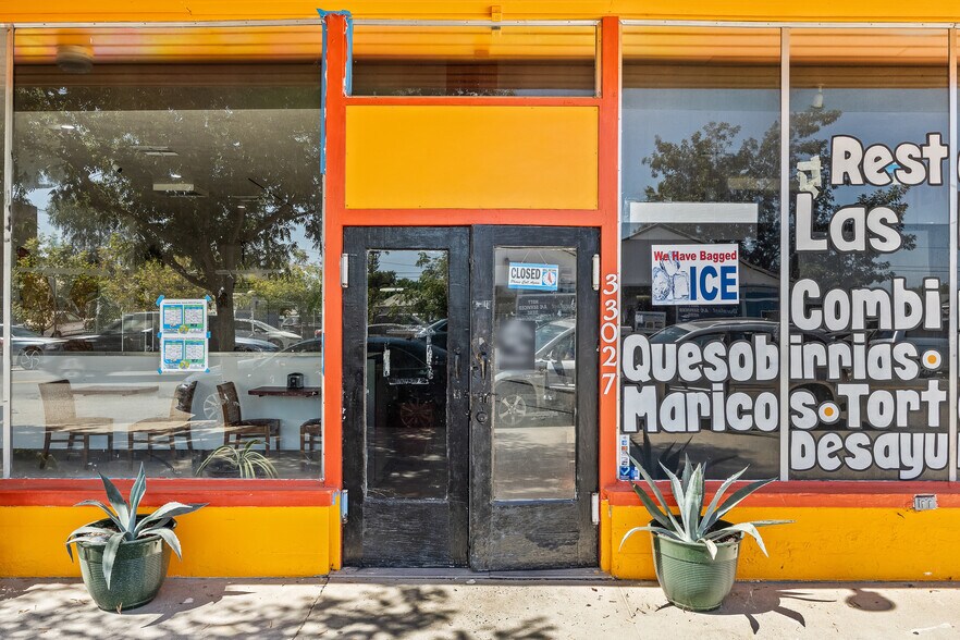 More Photos Of 33027 Road 159, Ivanhoe General Retail For Sale