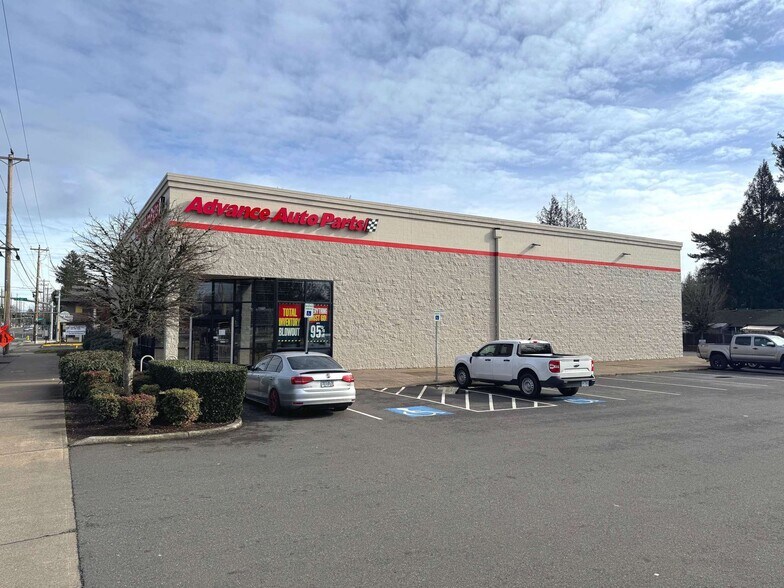 Primary Photo Of 16716 SE Division St, Portland Freestanding For Sale