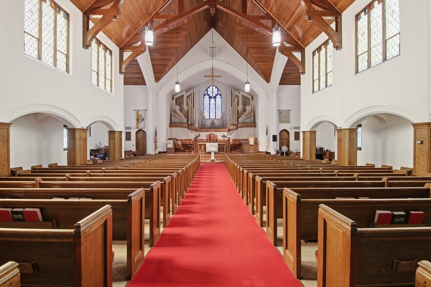 More Photos Of 1115 Greenbrier St, Saint Paul Religious Facility For Sale