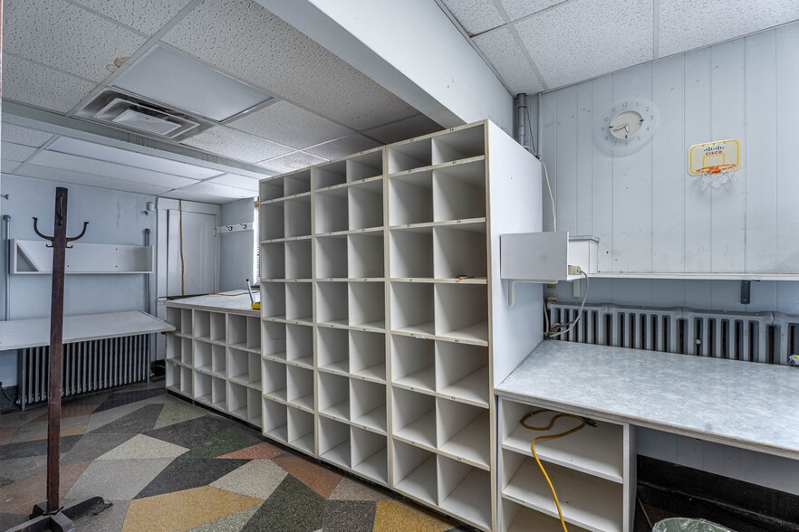 More Photos Of 1085 E Delavan Ave, Buffalo Warehouse For Sale