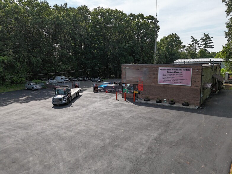 Primary Photo Of 280 Ushers Rd, Clifton Park Auto Repair For Sale