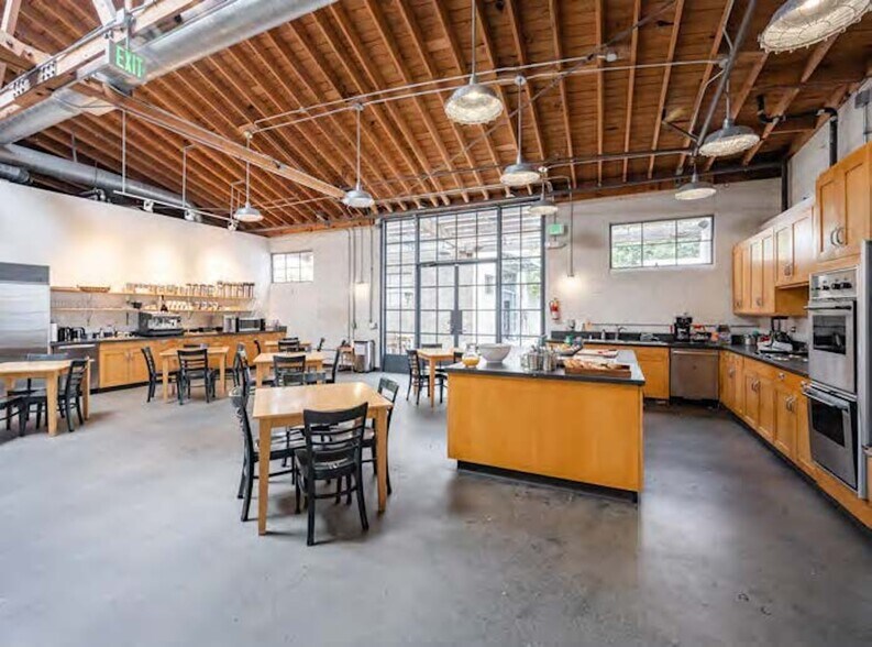 More Photos Of 1630-1638 12th St, Santa Monica Loft Creative Space For Lease