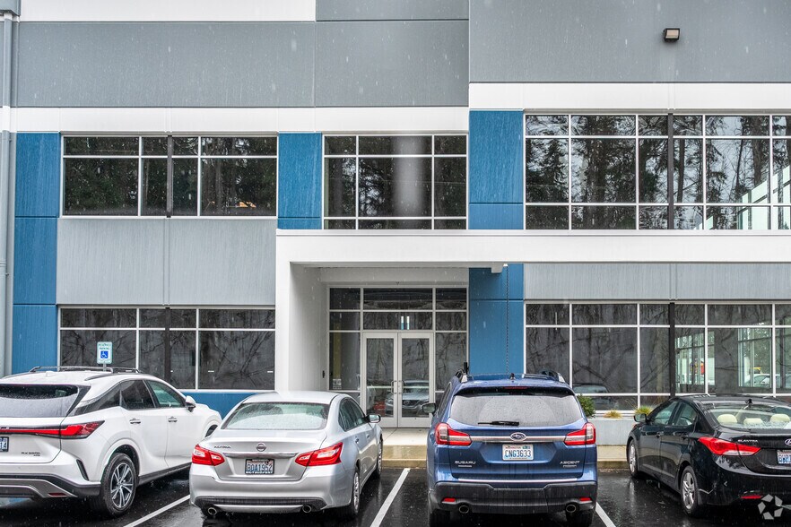 More Photos Of 5900 36th Ave W, Everett Manufacturing For Lease