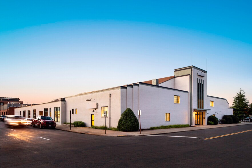 Primary Photo Of 1300 Mactavish Ave, Richmond Freestanding For Lease