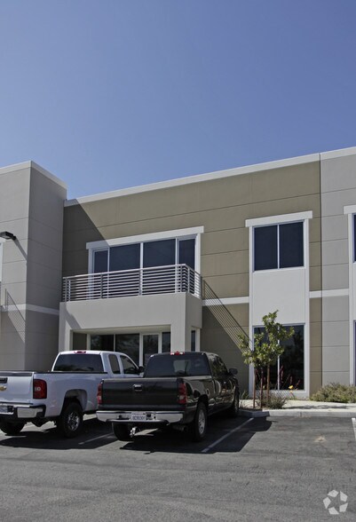 More Photos Of 28338 Constellation Rd, Valencia Flex For Lease