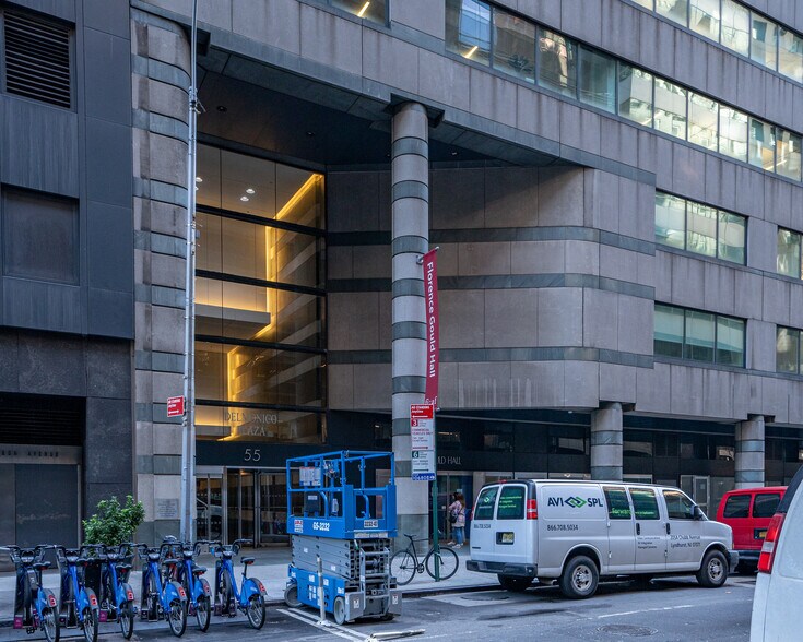 More Photos Of 55 E 59th St, New York Office For Sale