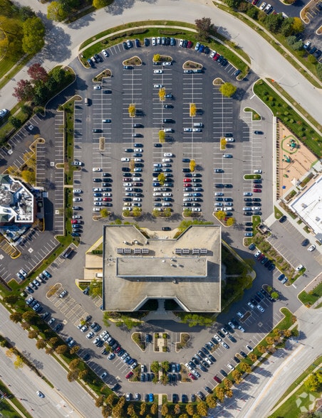 More Photos Of 1375 E Woodfield Rd, Schaumburg Office For Lease