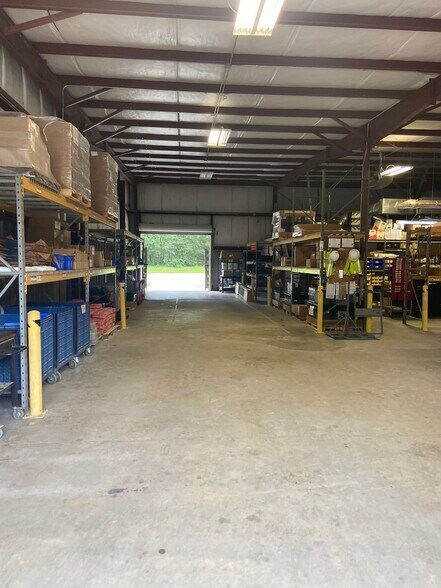 More Photos Of 1603 Krug St, Albany Industrial For Lease