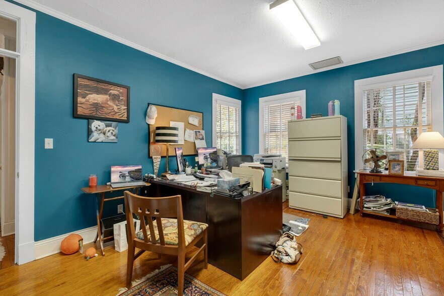 More Photos Of 231 E 5th Ave, Tallahassee Office For Sale