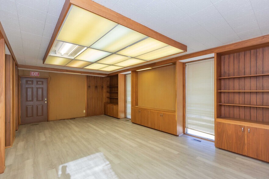 More Photos Of 4105 Tradewind St, Amarillo Office For Lease