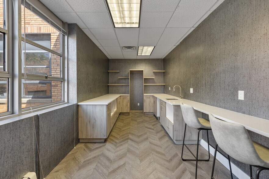 More Photos Of 65 Ramapo Valley Rd, Mahwah Unknown For Lease