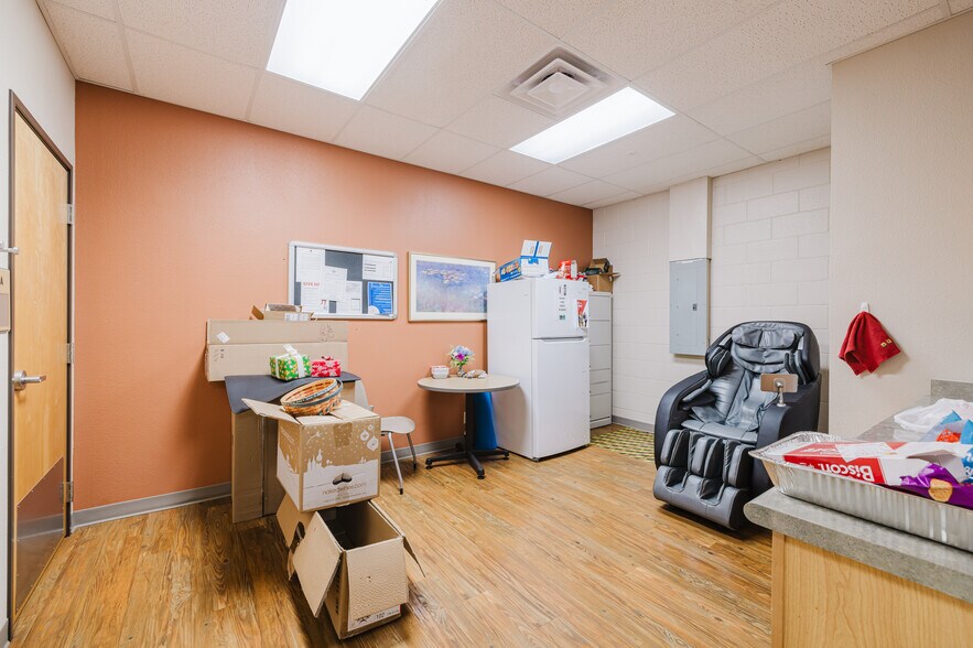 More Photos Of 2715 Argent Ave, Elko Unknown For Lease