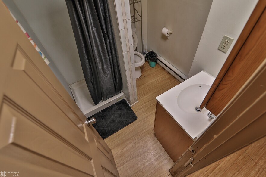 More Photos Of 516 Broadway, Bethlehem Apartments For Sale