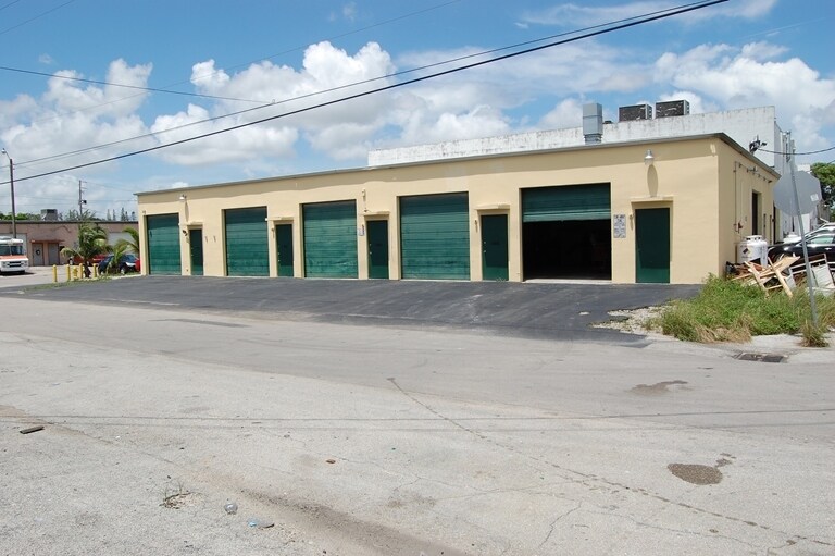 More Photos Of 1801 NW 29th St, Oakland Park Auto Repair For Lease