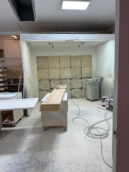 More Photos Of 255 Leonia Ave, Bogota Light Manufacturing For Lease