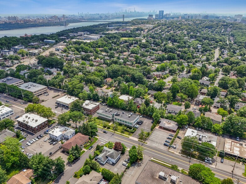 More Photos Of 616 E Palisade Ave, Englewood Cliffs Office For Sale