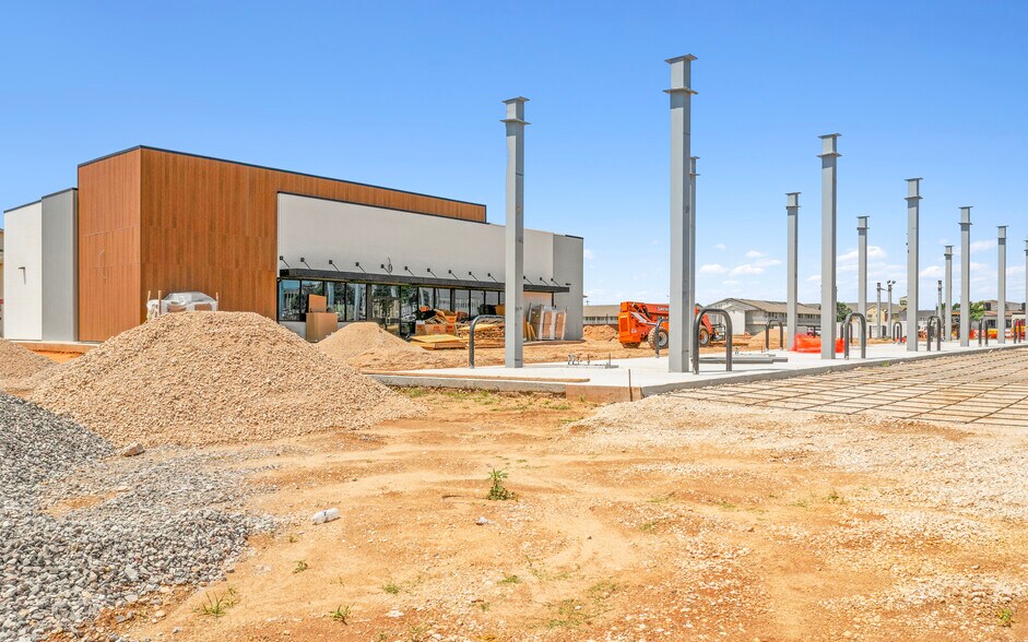 More Photos Of 4500 W Reno Ave, Oklahoma City Convenience Store For Sale