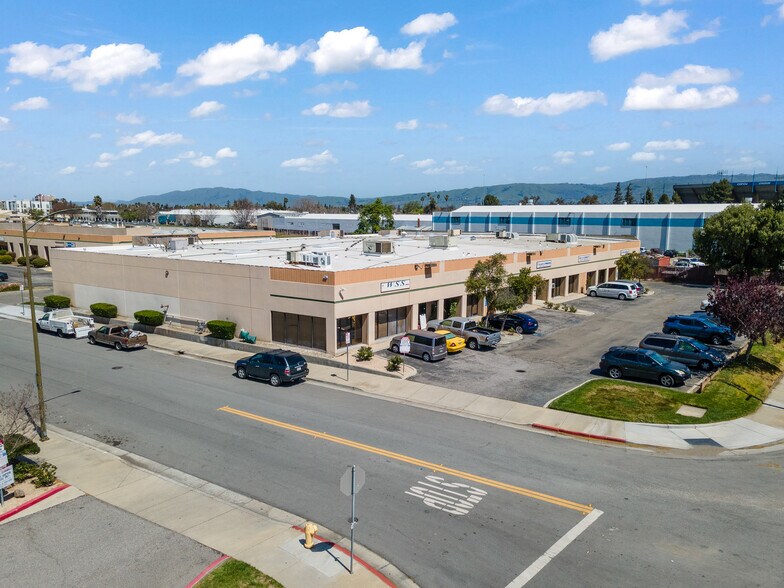 More Photos Of 123-129 E Alma Ave, San Jose Warehouse For Sale
