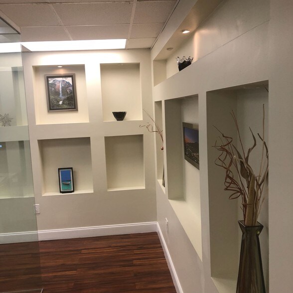 More Photos Of 1335 NW 98th Ct, Miami Warehouse For Sale