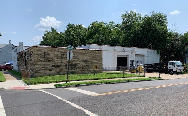 More Photos Of 296 E Trenton Ave, Trenton Warehouse For Sale