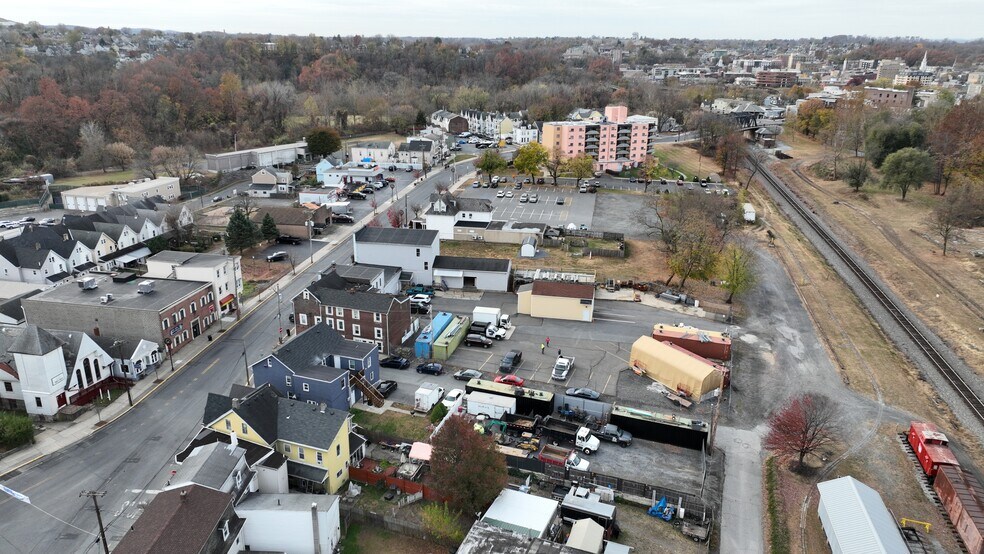 More Photos Of 309 S Main St, Phillipsburg Office For Sale