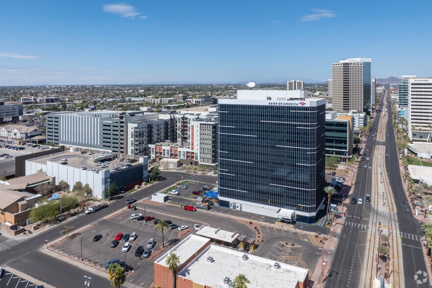 More Photos Of 3030 N Central Ave, Phoenix Office For Lease