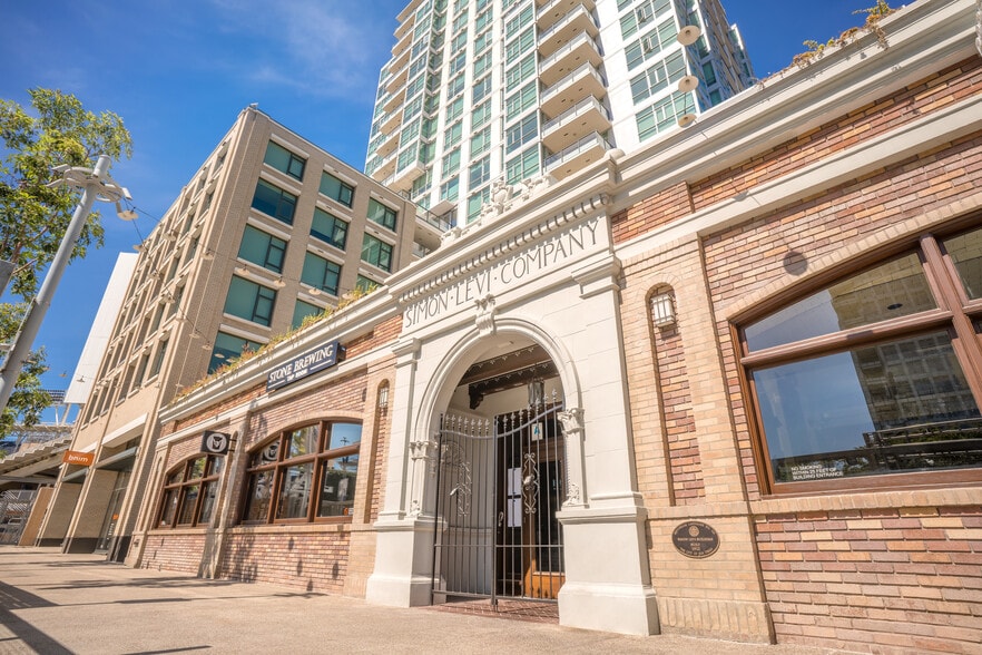 Primary Photo Of 793 J St, San Diego General Retail For Lease