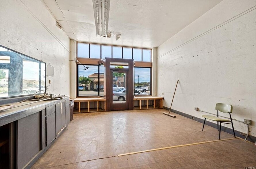 More Photos Of 823-829 Guadalupe St, Guadalupe Storefront Retail Residential For Sale