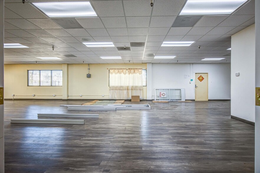 More Photos Of 6820-6830 E Washington Blvd, Commerce Refrigeration Cold Storage For Lease