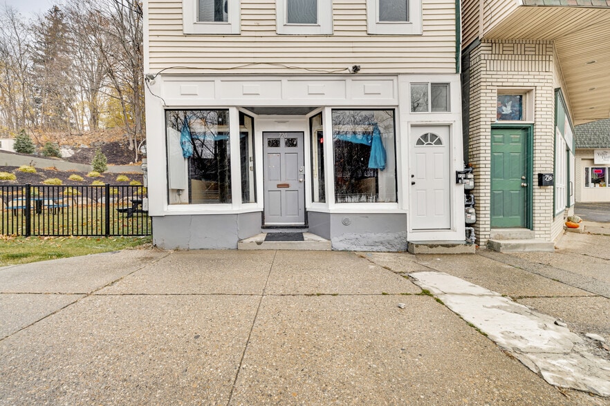 More Photos Of 720 Main St, Winsted Storefront Retail Residential For Sale