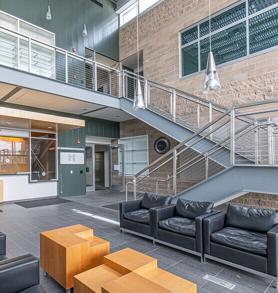 More Photos Of 380 Airport Rd, Ignacio Office Residential For Sale