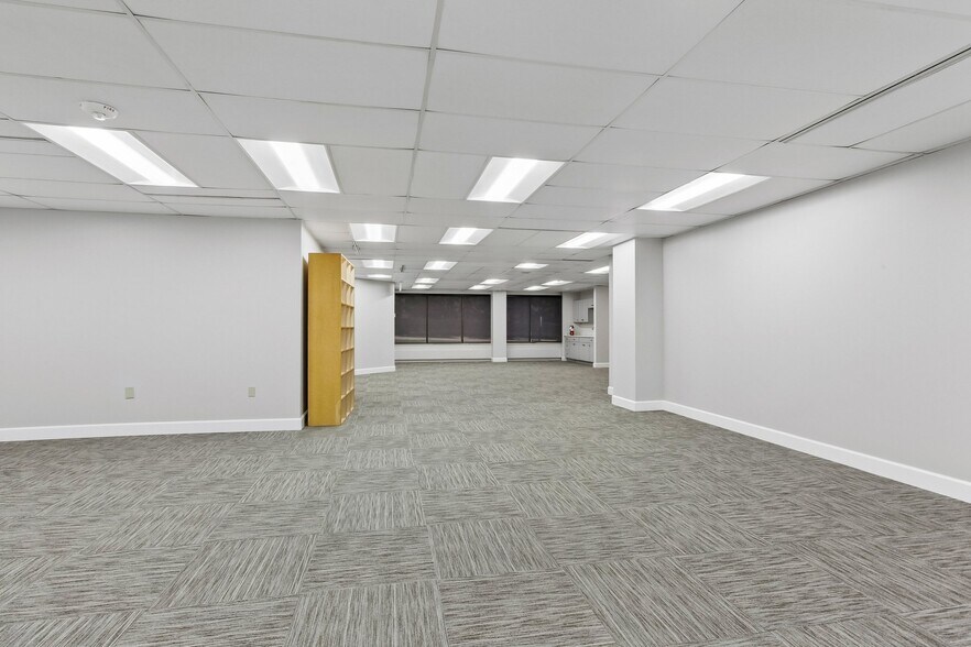 More Photos Of 8120 S Holly St, Centennial Medical For Sale