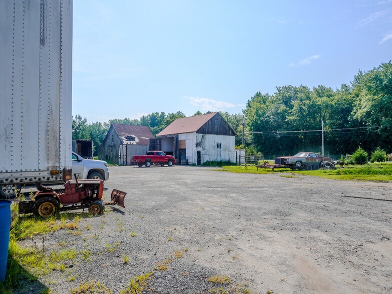 More Photos Of 110 Pennsgrove Pedricktown Rd, Pedricktown Service For Sale