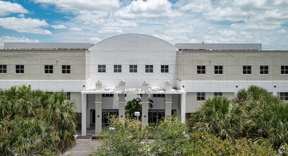 More Photos Of 2901 Coral Hills Dr, Coral Springs Medical For Lease