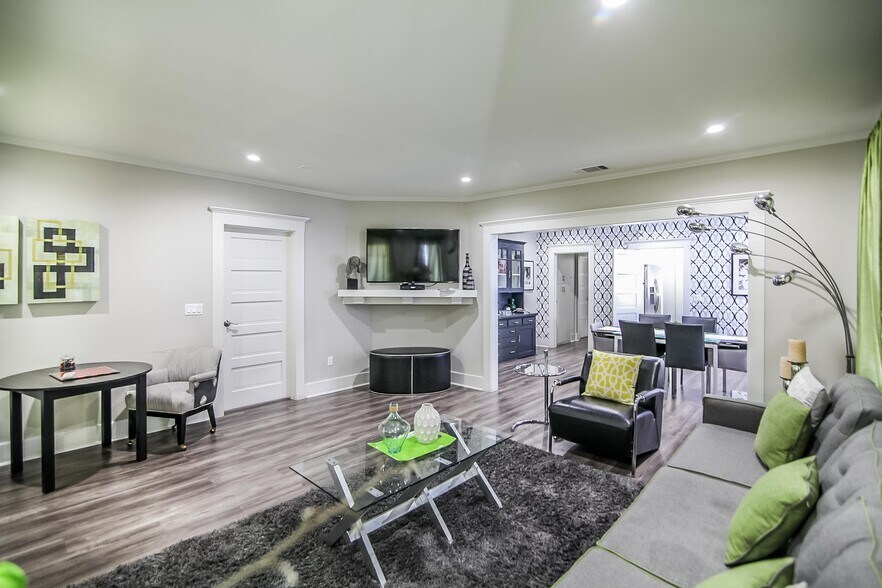 More Photos Of 6054 Carlton Way, Los Angeles Multifamily For Sale