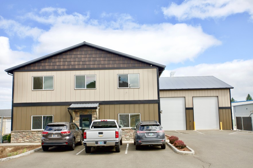 Primary Photo Of 1410 S Township Rd, Canby Warehouse For Lease