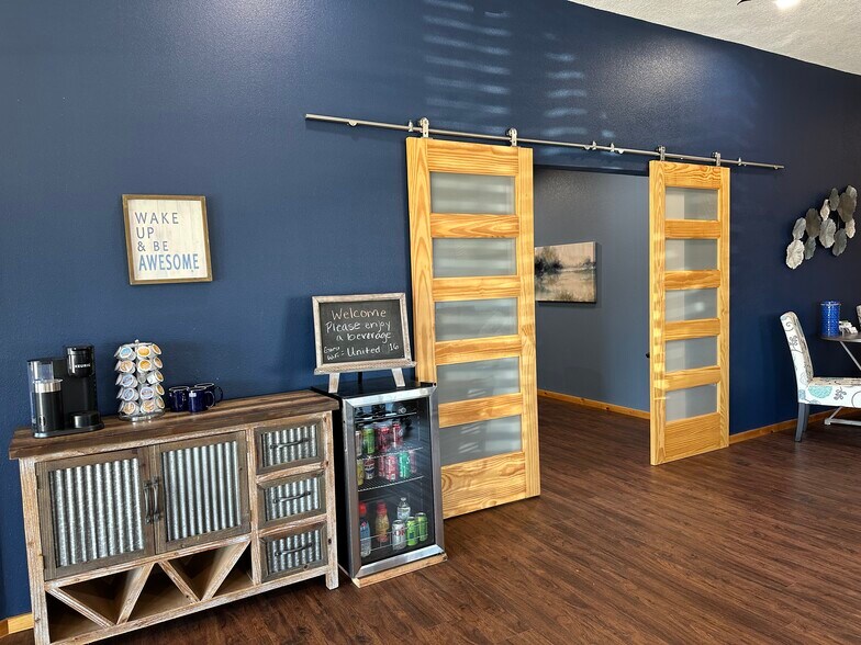 More Photos Of 2213 229th Pl, Ames Office For Lease