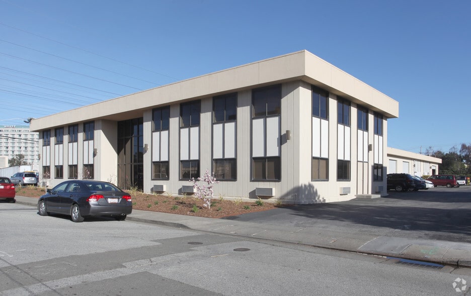 Primary Photo Of 25 Edwards Ct, Burlingame Warehouse For Lease