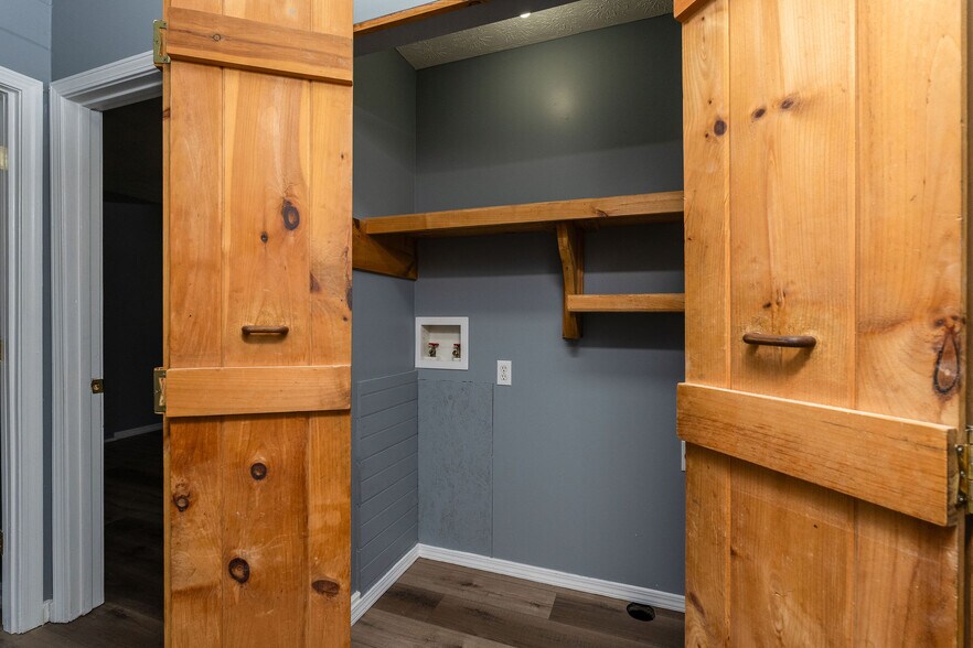 More Photos Of 6672 Roan Creek Rd, Butler Apartments For Sale