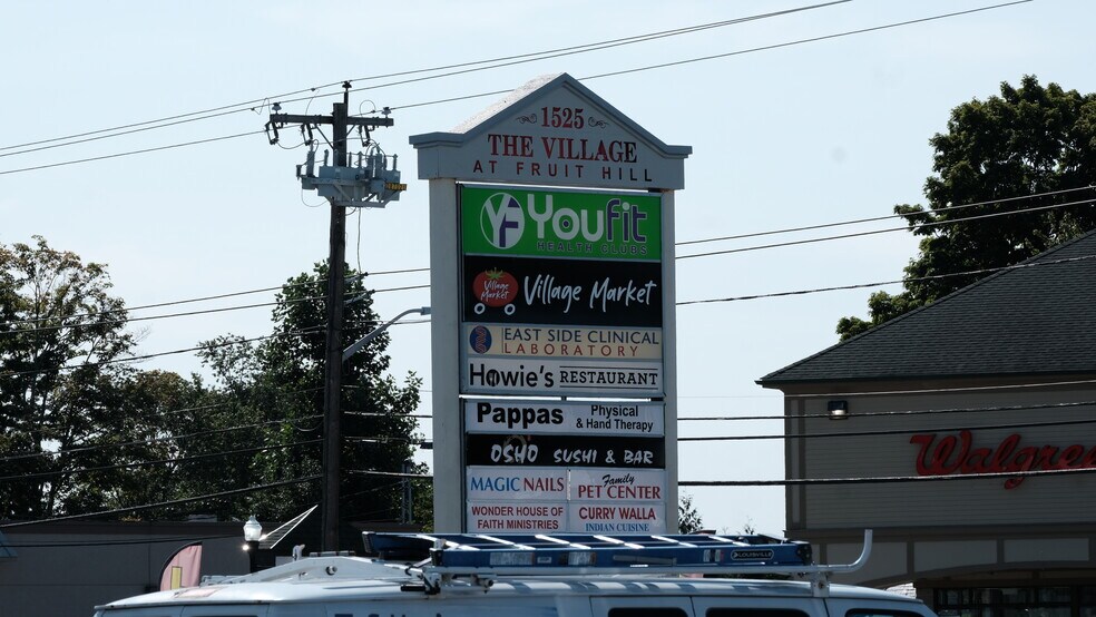 More Photos Of 1525-1527 Smith St, North Providence Unknown For Lease