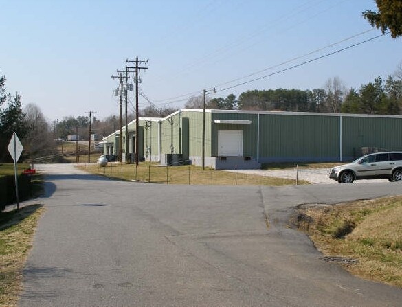More Photos Of 3100 S Hwy 226, Marion Light Manufacturing For Lease