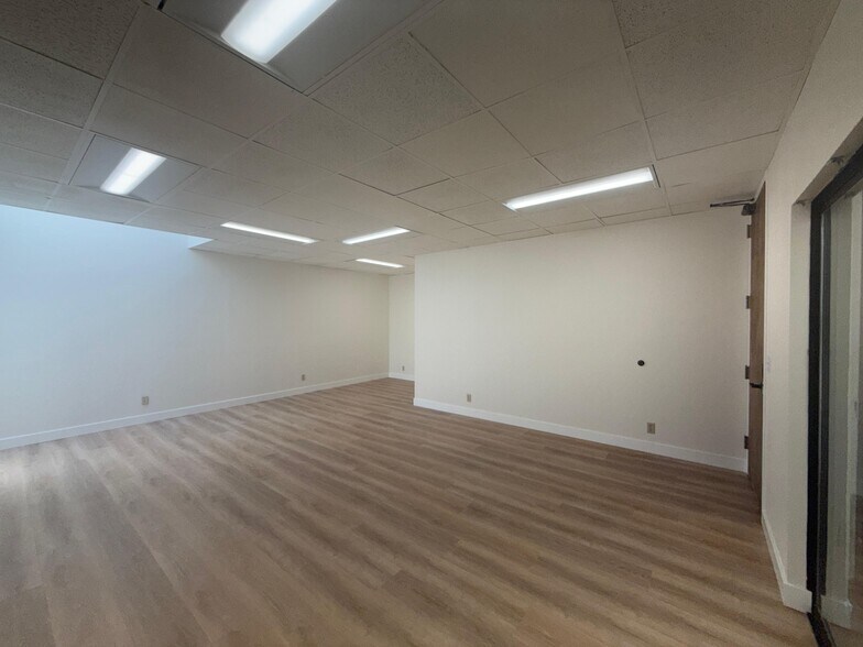 More Photos Of 2578 Noriega St, San Francisco Storefront Retail Office For Lease